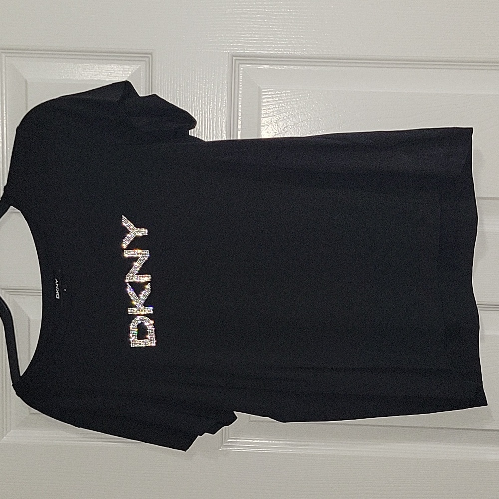 DKNY top